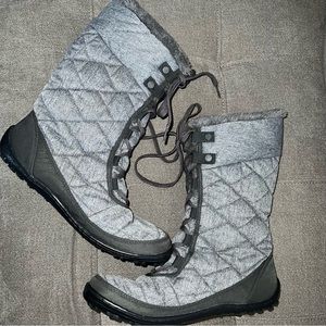 Columbia Women's Minx Mid II Omni-Heat Twill Apres Boots Size 9
